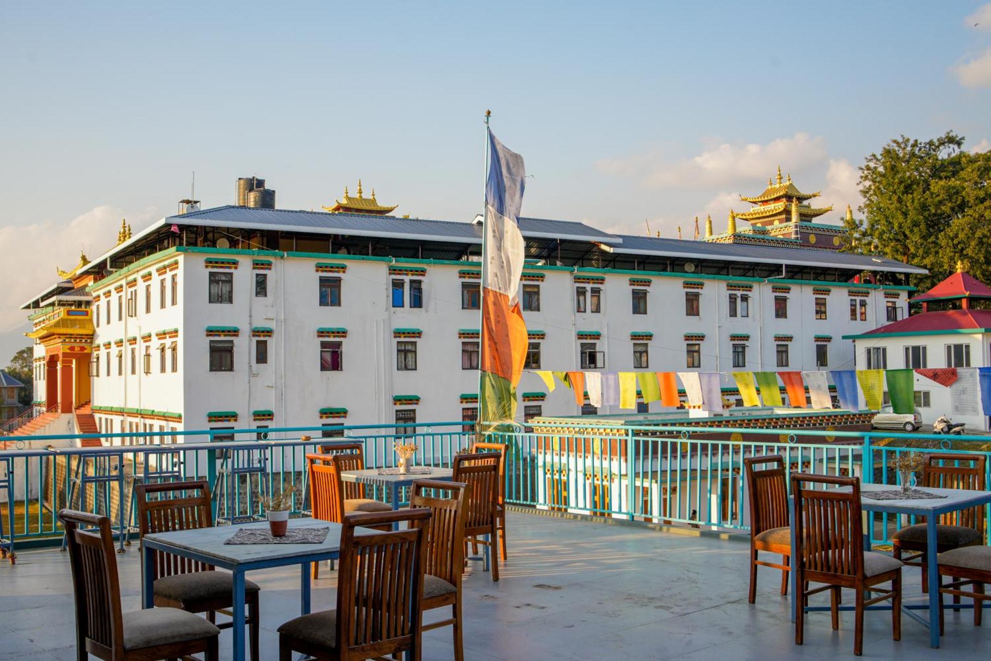 Chokling Arthouse - The Treasure Of Himalayas Hotell Bīr Exteriör bild